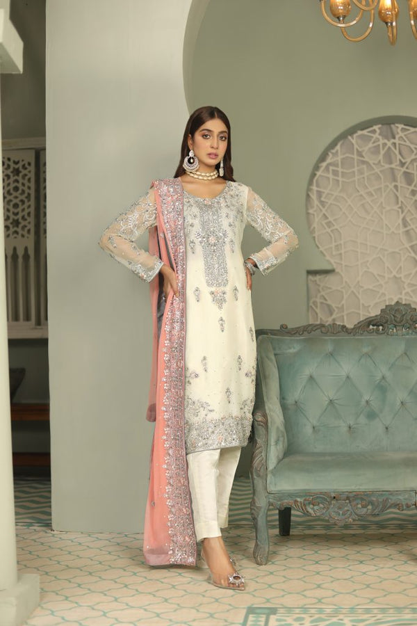 Glamour expressed: Pakistani Bridal Off-White Shirt Dupatta Set 👰