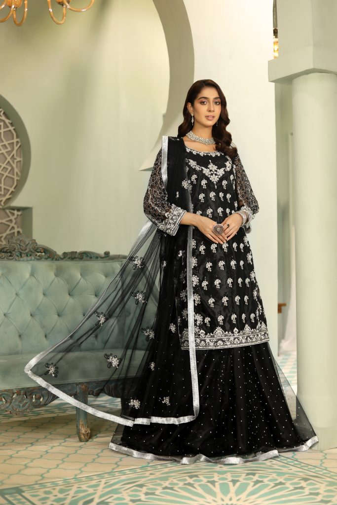 Pakistani Bridal Lehenga with Short Shirt Dress #BS514 | Pakistani bridal  lehenga, Black bridal dresses, Black bridal